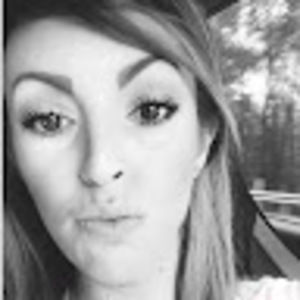 Meet your Posher, Ellita